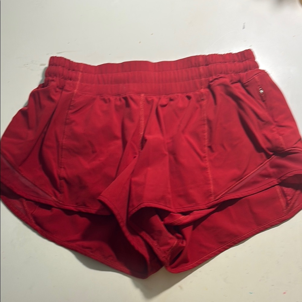 Lululemon Hotty Hot Low Rise Shorts